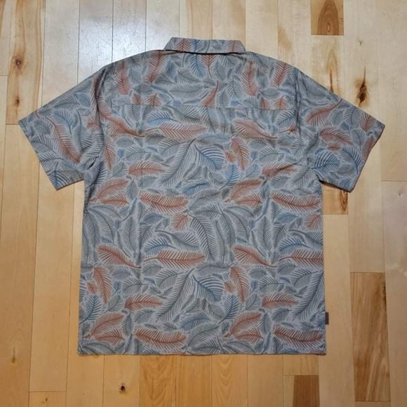 Men's s/s Button-Up Shirt - Picture 2 of 2